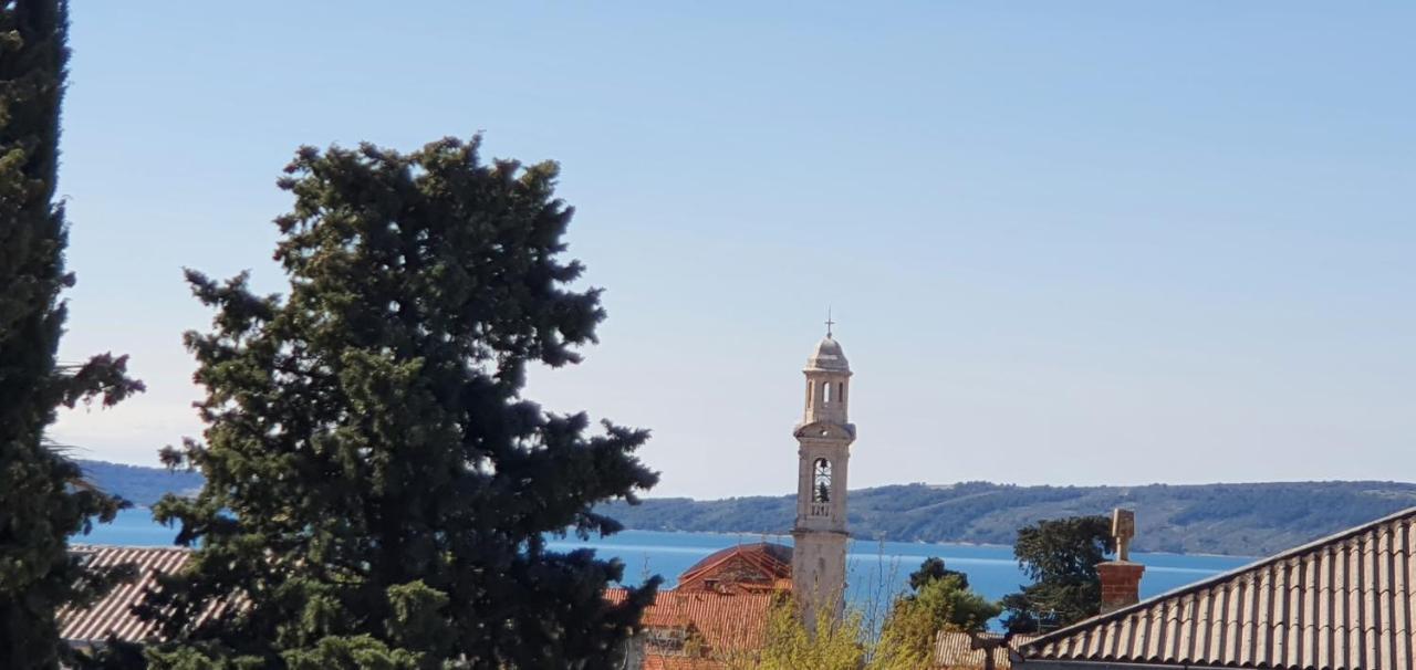 By Osibov, Diamondfish Apartment Kastela Exterior photo