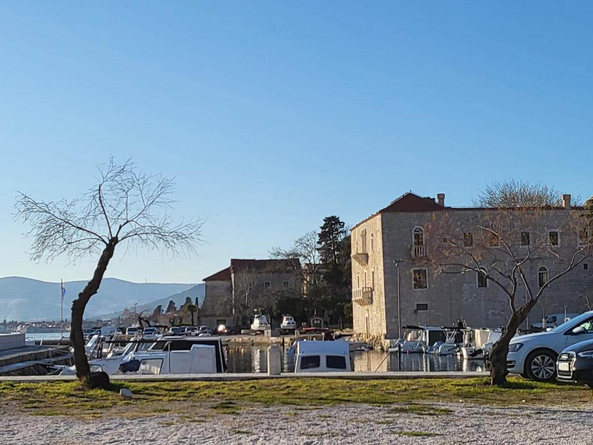 By Osibov, Diamondfish Apartment Kastela Exterior photo